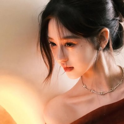 《电锯人》海报